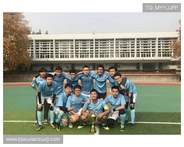 梅西德保罗现身迈阿密阿根廷队集训塔皮亚晒照展现球队良好氛围 梅西德保罗现身迈阿密阿根廷队集训塔皮亚晒照展现球队良好氛围